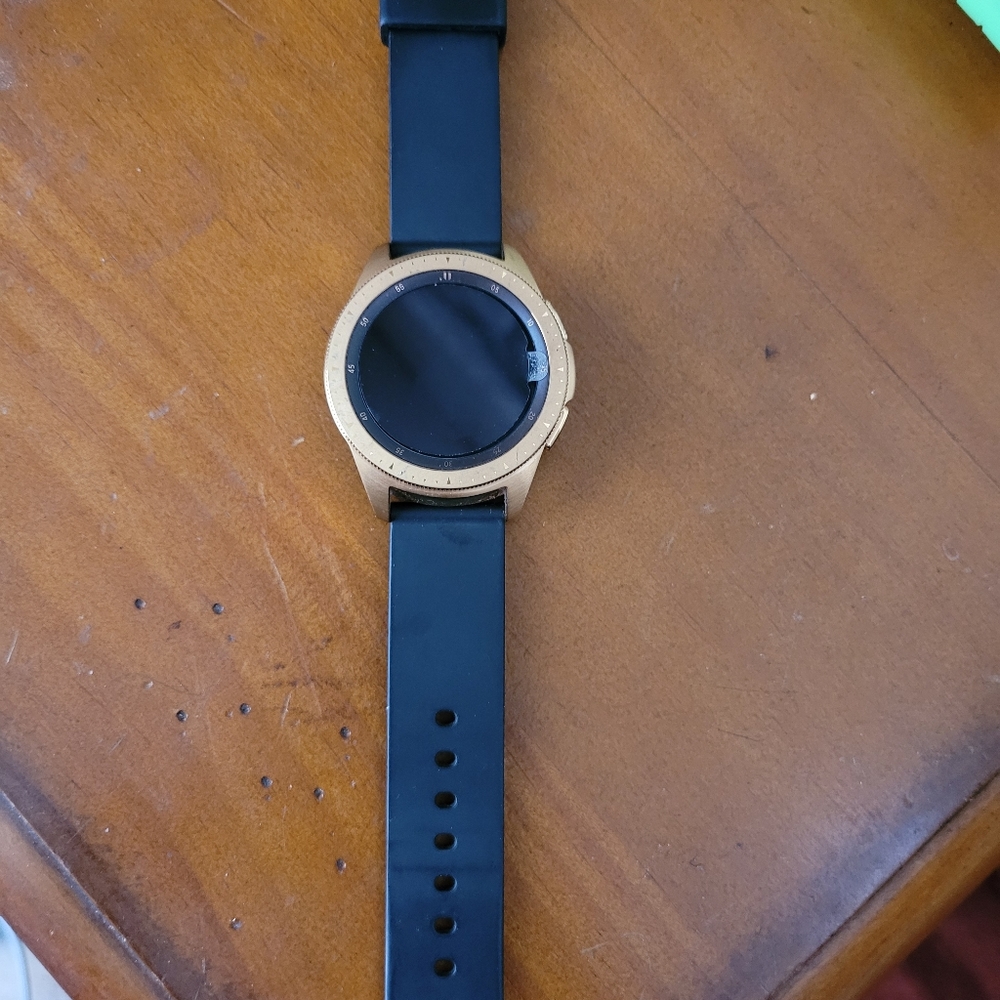 Samsung galaxy smart watch